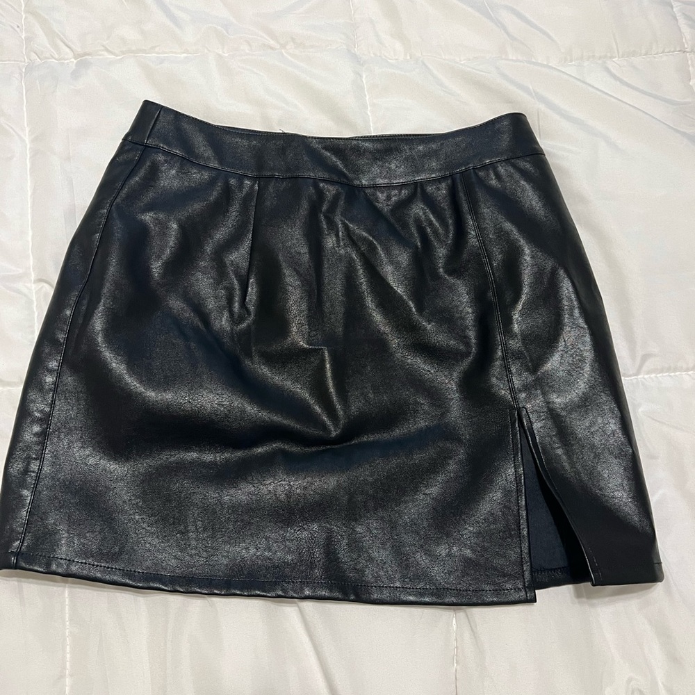 Leather skirt with slit